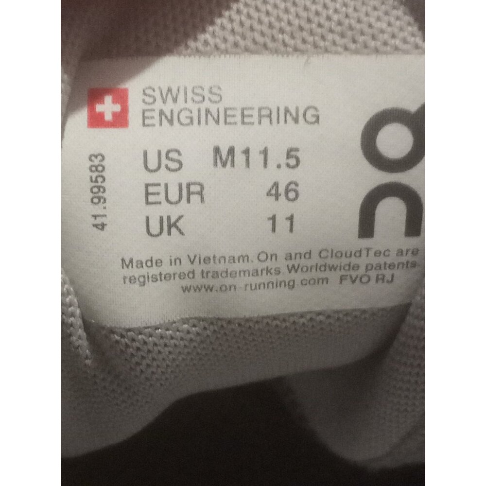 On Running On Cloud Men's Cloudswift Helion Runni… - image 2